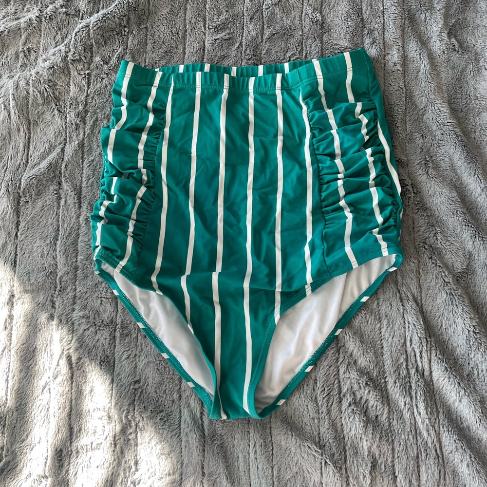 Super high waisted swim bottoms